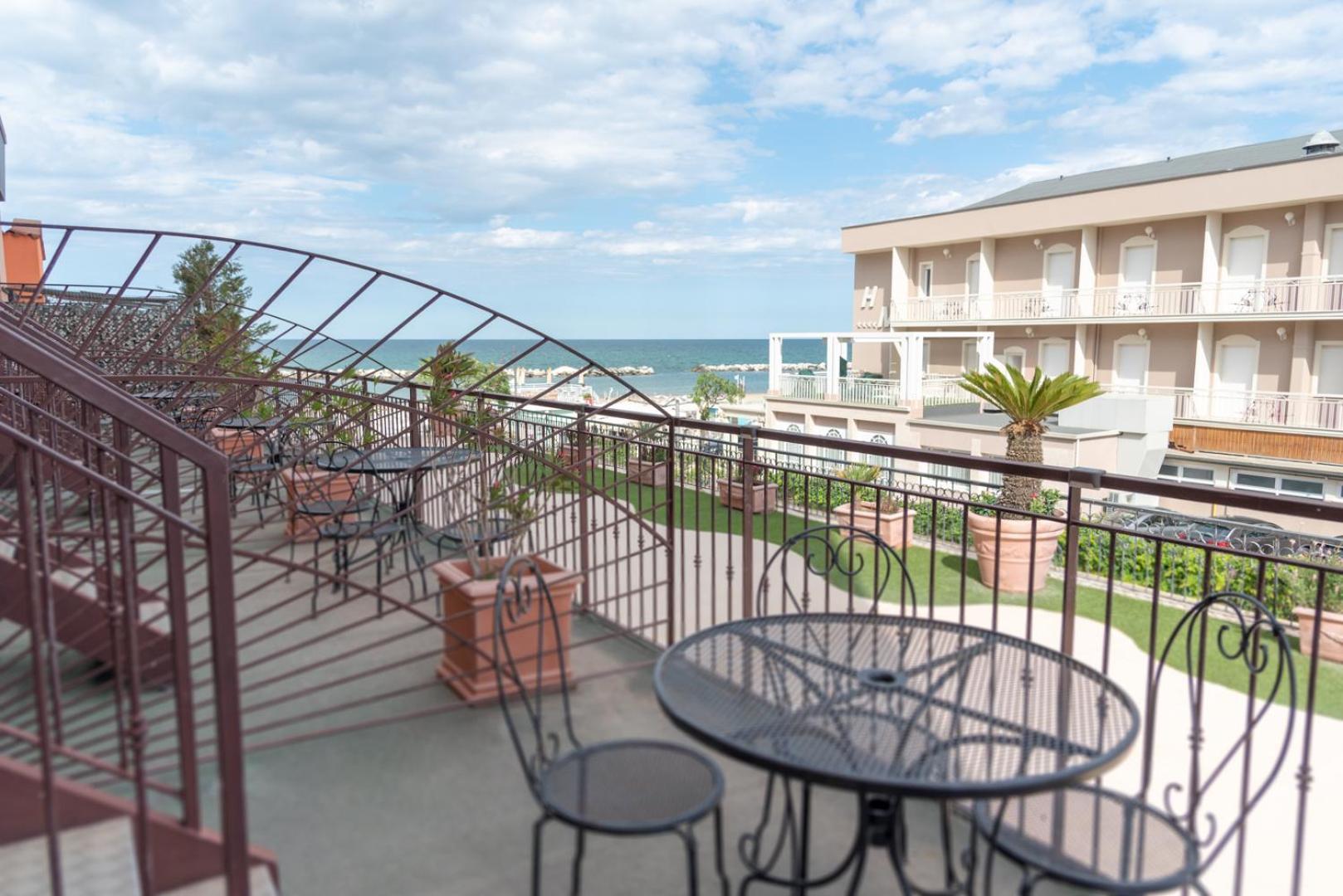Hotel Giorgetti Orange Bellaria-Igea Marina Dış mekan fotoğraf